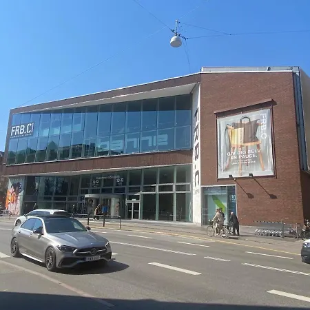 Central Copenhagen Apartment *