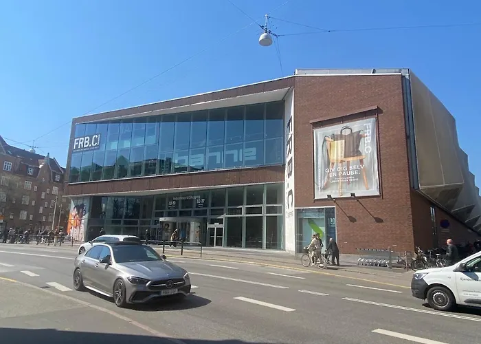 Central Copenhagen Apartment *